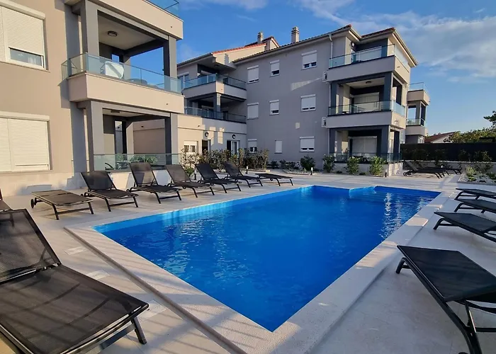 Apartamento Punta By Interhome